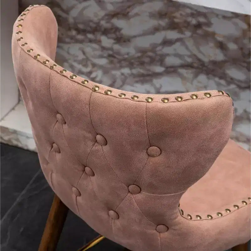 Sgabello da bancone moderno di metà secolo in similpelle trapuntata con borchie, rosa