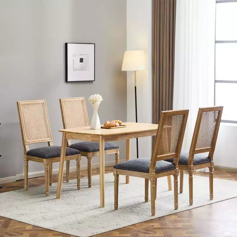 Sedie da pranzo imbottite in legno e canna stile campagna francese