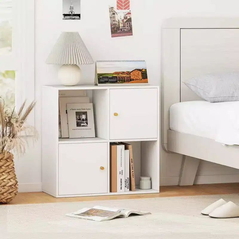 Libreria a 4 cubi con doppio kit antiribaltamento e 2 armadietti portaoggetti, bianco/naturale