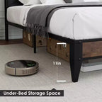 Struttura Letto Matrimoniale King con Testiera, Letto a Piattaforma Vintage con Stazione di Ricarica e Ripiano Portaoggetti, Nessuna Rete a Molle Necessaria, Grigio e Marrone